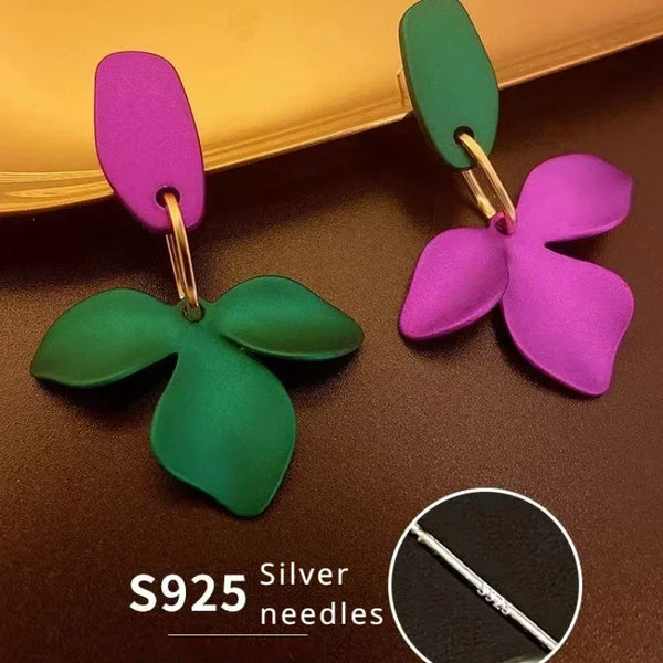 2025 New In Trend Korean Green Rose Color Flower Drop Earrings for Women Exaggerated Flower Hanging Sweet Earrings Jewelry Gift