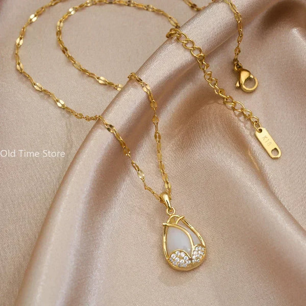 Fashion Jewelry Elegant Tulip Pink Crystal Pendant Necklace for Women Opal Golden Necklace Luxury Classic Amethyst Necklace